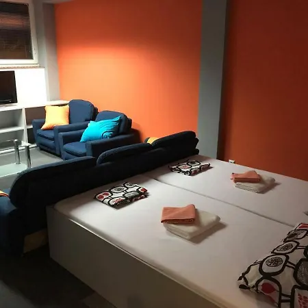 New Modern Homestay *